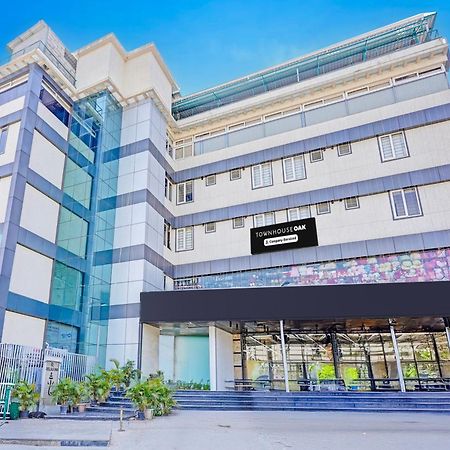 Super Townhouse Oak Electronic City Formerly Hotel Trubell Kammasandra Luaran gambar