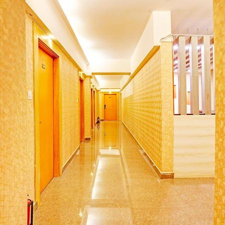 Super Townhouse Oak Electronic City Formerly Hotel Trubell Kammasandra Luaran gambar
