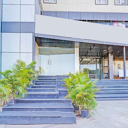 Super Townhouse Oak Electronic City Formerly Hotel Trubell Kammasandra Luaran gambar