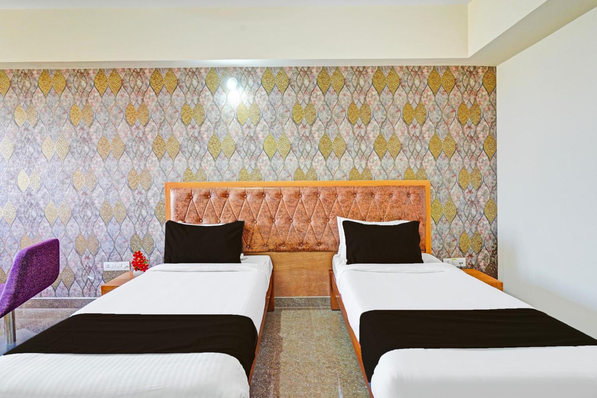 Super Townhouse Oak Electronic City Formerly Hotel Trubell Kammasandra Luaran gambar