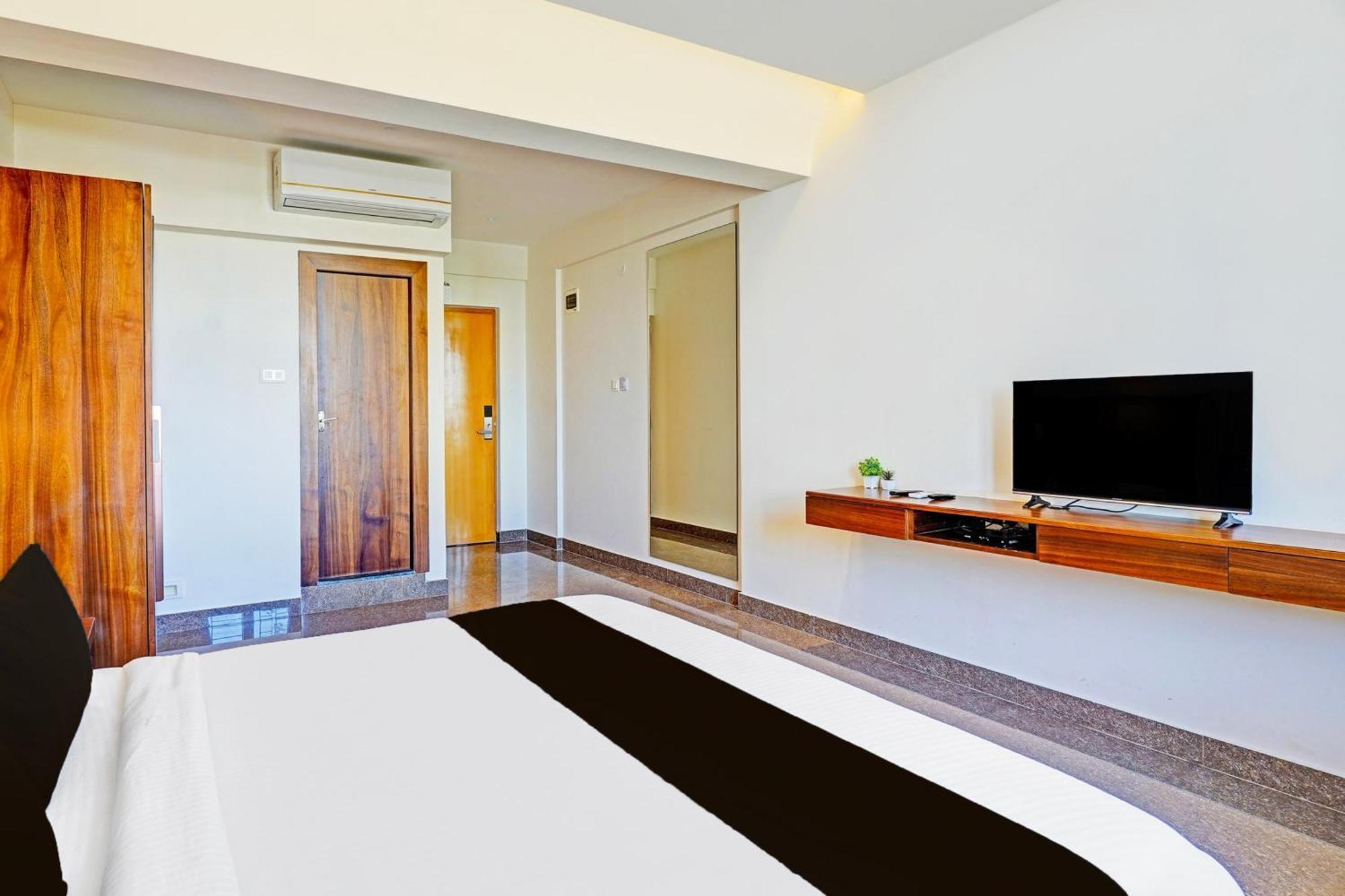 Super Townhouse Oak Electronic City Formerly Hotel Trubell Kammasandra Luaran gambar
