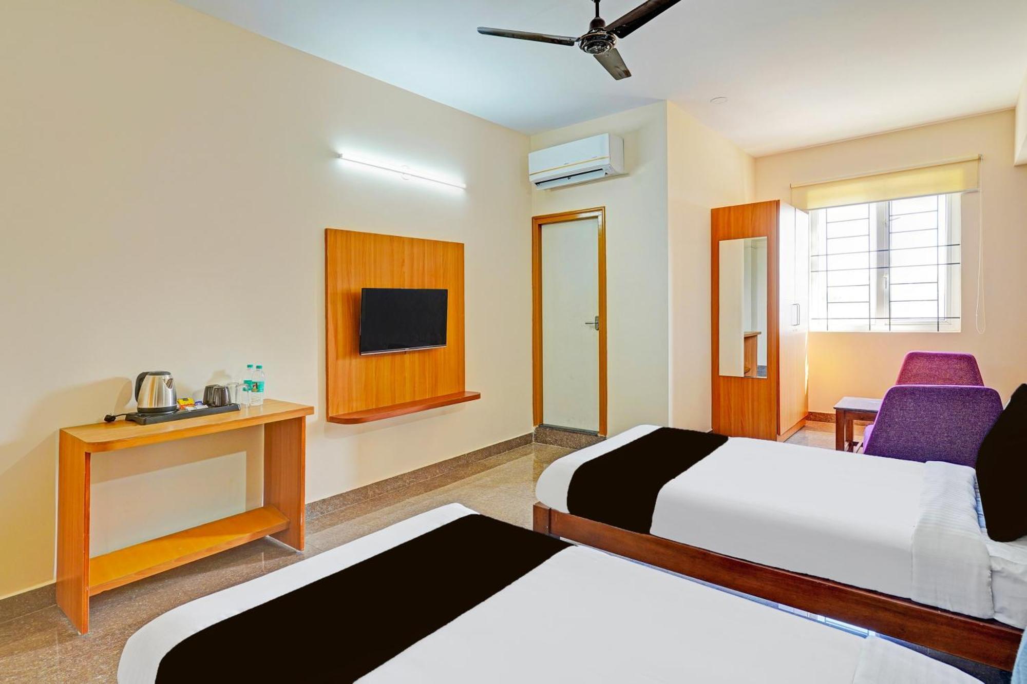 Super Townhouse Oak Electronic City Formerly Hotel Trubell Kammasandra Luaran gambar